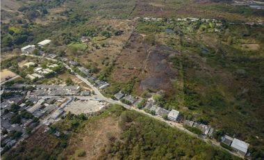 Se vende finca de 100 hectarias para urbanismo o ganaderia galapa