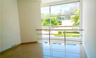 arriendo local comercial en el  centro empresarial mix