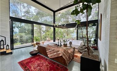 Casa espectacular en parcelación - La Calera - El Poblado