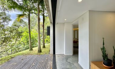 Casa espectacular en parcelación - La Calera - El Poblado