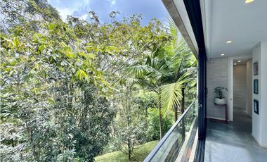 Casa espectacular en parcelación - La Calera - El Poblado