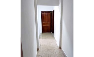 Se arrienda aparte-estudio de un ambiente en el barrio el porvenir bar
