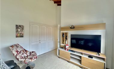 Casa en urbanización cerrada - El Retiro