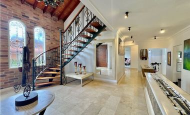 Casa en urbanización cerrada - El Retiro