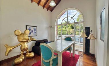 Casa en urbanización cerrada - El Retiro