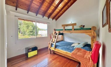 Casa en urbanización cerrada - El Retiro