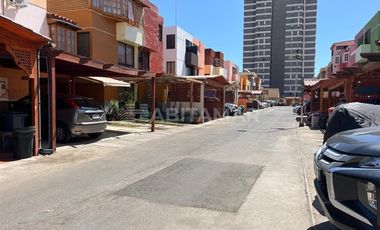 Casa en Arriendo en Cerro Moreno N° 10605, antofagasta