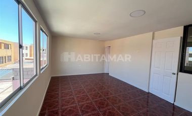 Casa en Arriendo en Cerro Moreno N° 10605, antofagasta