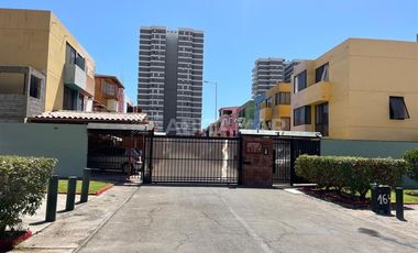 Casa en Arriendo en Cerro Moreno N° 10605, antofagasta