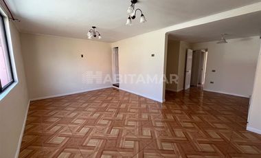 Casa en Arriendo en Cerro Moreno N° 10605, antofagasta