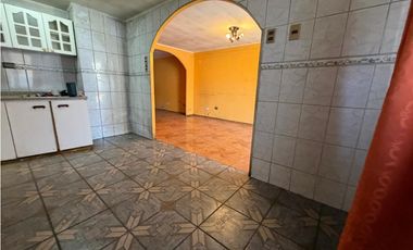 Venta Casa Jardines de Versalles 3 dormitorios Maipu