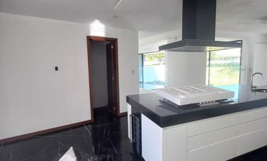 Casa en Venta en La Vista Country Club Puebla