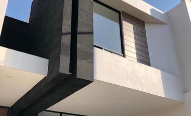 Casa en  Venta en Momoxpan La Carcaña Puebla
