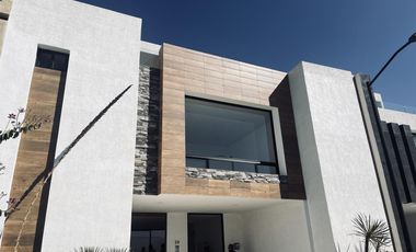 Casa en  Venta en Parque México Lomas de Angelopolis