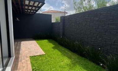 Casa en  Venta en Parque Varsovia Lomas de Angelopolis 2