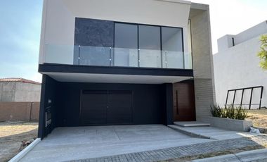 Casa en  Venta en Parque Varsovia Lomas de Angelopolis 2