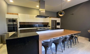 Casa en  Venta Parque Santo Domingo Lomas de Angelopolis