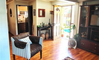 Casa en Venta en Vicente Bourquet 541, La Reina