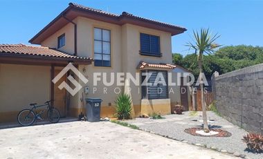 Casa en Arriendo en Valle La Reserva