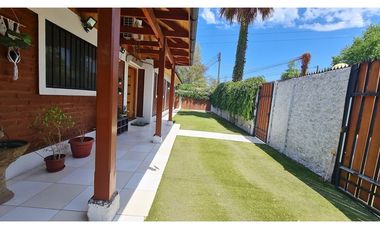 Gran Casa 3 hab en Linderos Buin