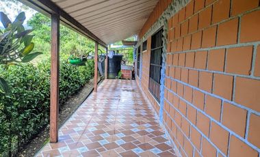 VENTA de CASA LOTE en MUNICIPIO GIGANTE