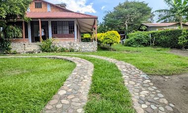 VENTA de CASA LOTE en MUNICIPIO GIGANTE