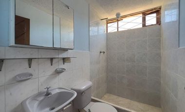 Casa de 3 plantas en Ibarra