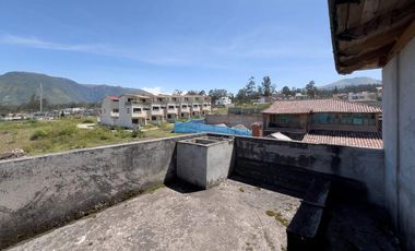 Casa de 3 plantas en Ibarra