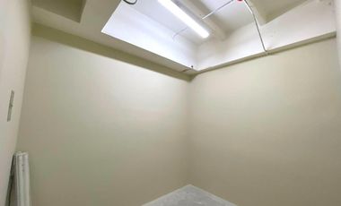 Bodega en alquiler, Edificio Trade Building, AndA.