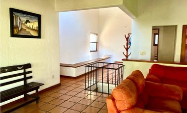 CASA EN RENTA LA CASCADA