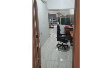 CASA EN VENTA CON  ALBERCA AL NORTE DE SALTILLO