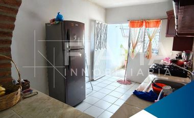 CASA EN VENTA COL. LOS SAUCES, TEPIC, NAY.