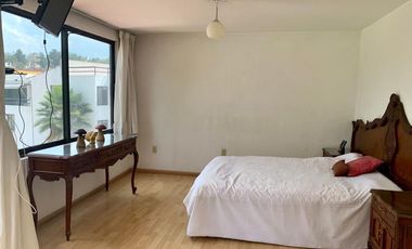 Venta Casa con 3 Lofts en Tetelpan, cerca de Televisa San Angel