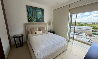 Se renta departamento amueblado y con acción en Anthea, Yucatán Country Club