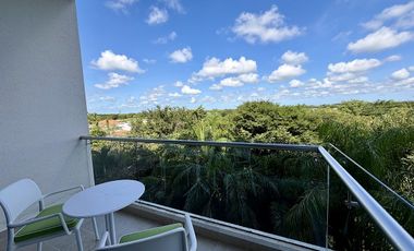 Se renta departamento amueblado y con acción en Anthea, Yucatán Country Club