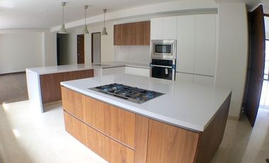 DEPARTAMENTO EN RENTA EN LOMAS COUNTRY