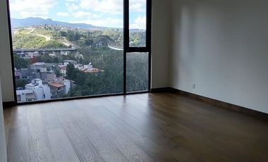 DEPARTAMENTO EN RENTA EN LOMAS COUNTRY