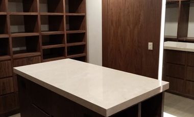 DEPARTAMENTO EN RENTA EN LOMAS COUNTRY