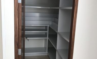 DEPARTAMENTO EN RENTA EN LOMAS COUNTRY