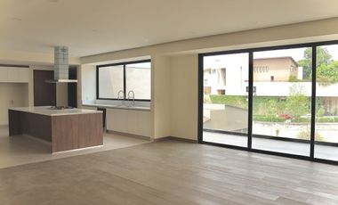 DEPARTAMENTO EN RENTA EN LOMAS COUNTRY