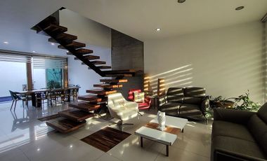 Casa con alberca en Valle Imperial - Coto Sueco