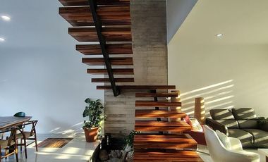 Casa con alberca en Valle Imperial - Coto Sueco