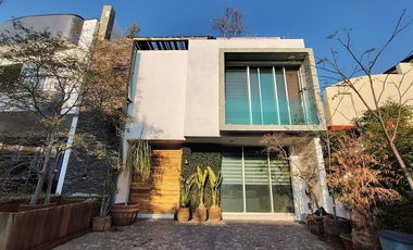 Casa con alberca en Valle Imperial - Coto Sueco