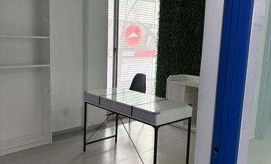 SE RENTA OFICINAS Y/O CONSULTORIOS DENTRO DE PLAZA COMERCIAL VALLESCONDIDO