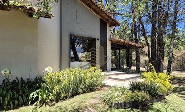 Casa - cabaña en venta en Tapalpa amueblada y equipada