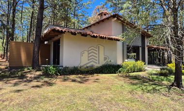 Casa - cabaña en venta en Tapalpa amueblada y equipada