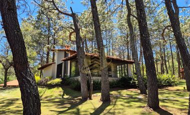 Casa - cabaña en venta en Tapalpa amueblada y equipada
