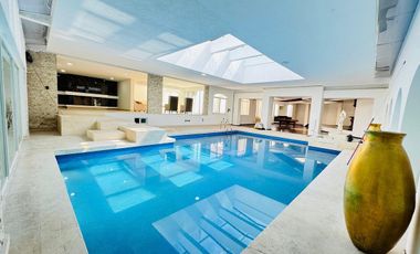 Residencia de Lujo en Naranjos Querétaro con Alberca y Terraza