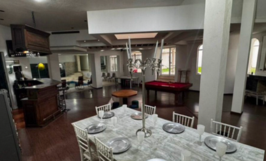 Residencia de Lujo en Naranjos Querétaro con Alberca y Terraza