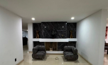 Residencia de Lujo en Naranjos Querétaro con Alberca y Terraza